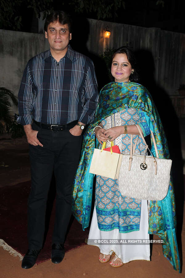 Aalim&rsquo;s b&rsquo;day cum farewell party