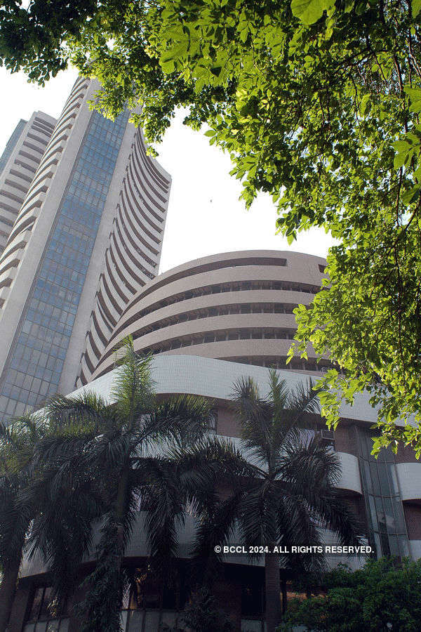 Sensex soars 326 points, Nifty reclaims 7,800-mark in early trade