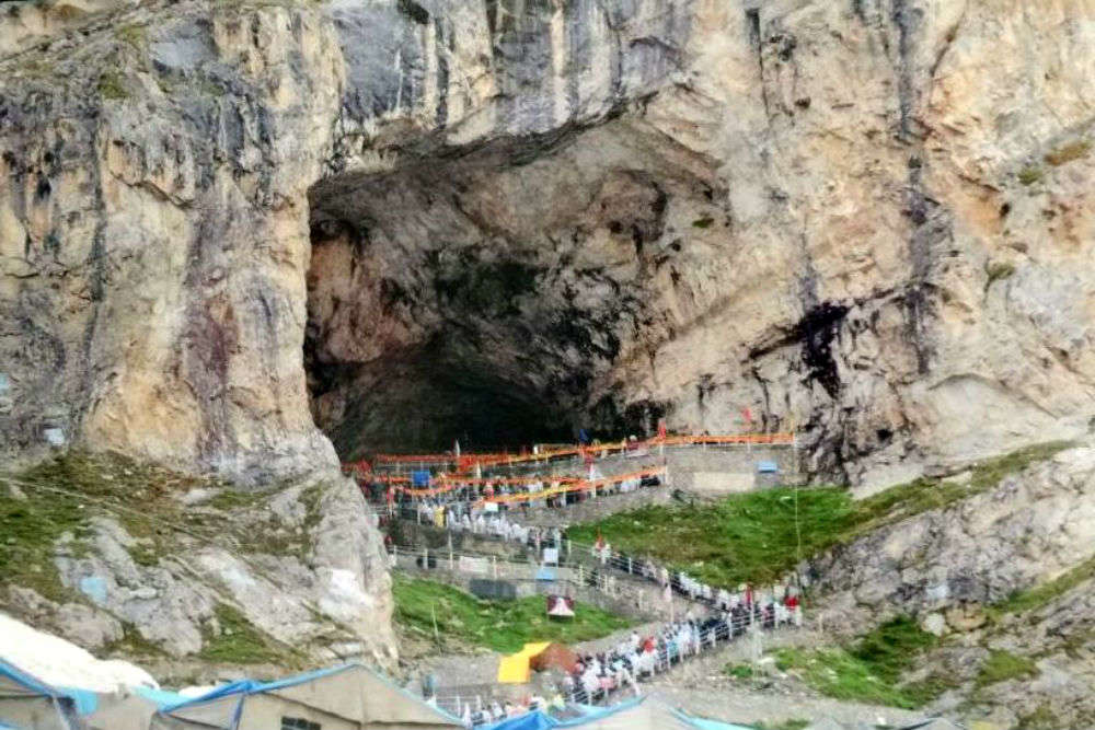 Holy Cave of Lord Shiva | Amarnath Caves | Times of India Travel