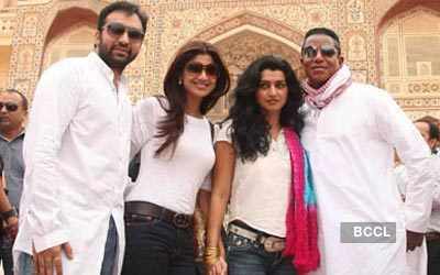 Shilpa, Raj visit Jaipur & Agra