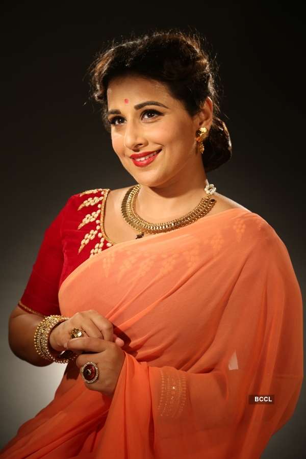 Vidya Balan's Portfolio Pics