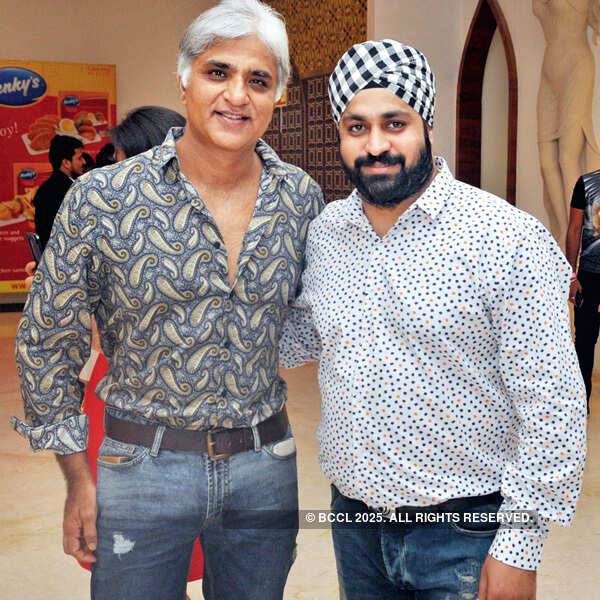 DJ party at Bombay High