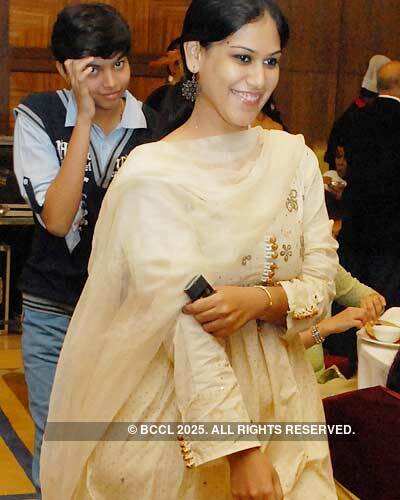 Nitin & Sumedha Raut Anniv. party