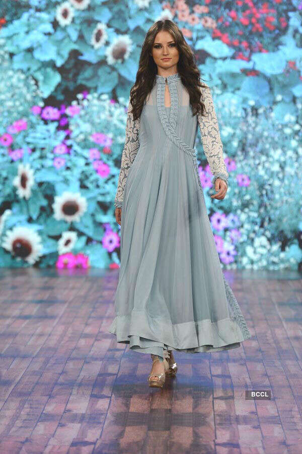 IBFW 2016: Day 2: Riddhi & Siddhi