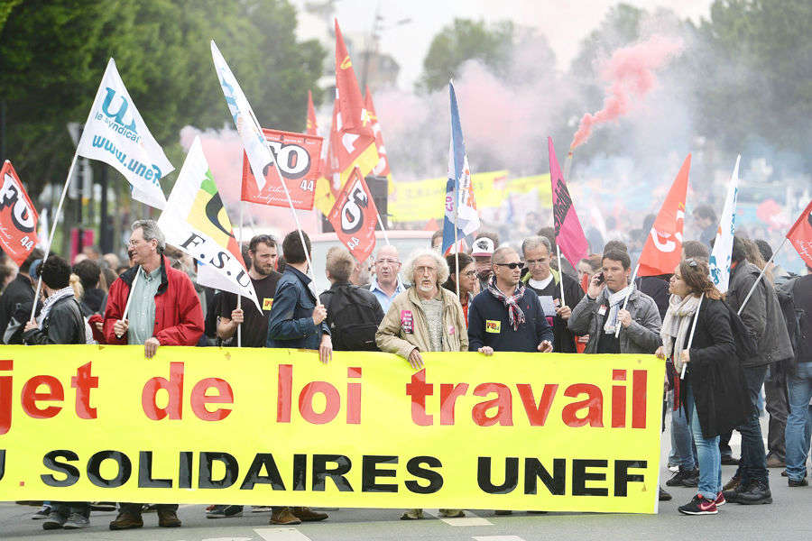 France labour clashes intensify
