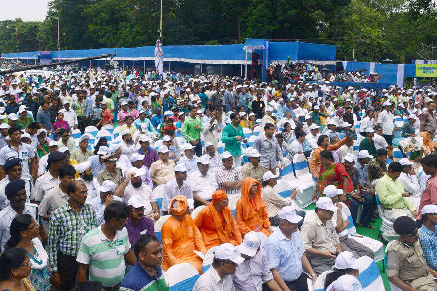 Mamata Banerjee sworn in as West Bengal CM