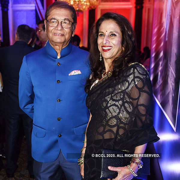 Shobha De with her husband at the 90th birthday celebration of Queen ...