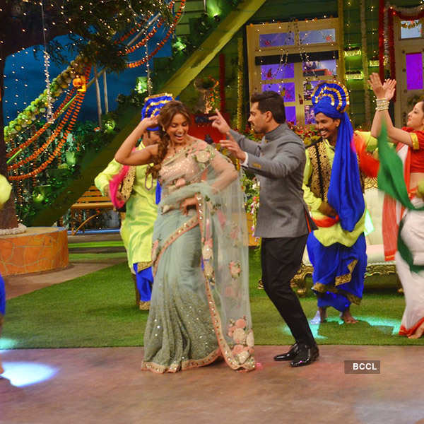 SRK promotes Raees on The Kapil Sharma Show