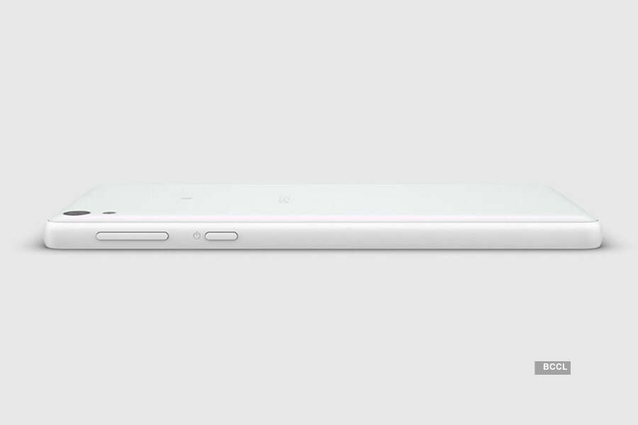 Sony launches Xperia E5