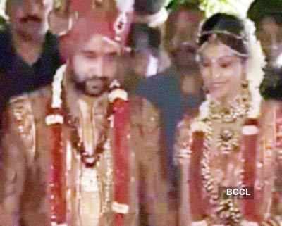 Shilpa Shetty shares a special message for hubby Raj Kundra on her wedding anniversary