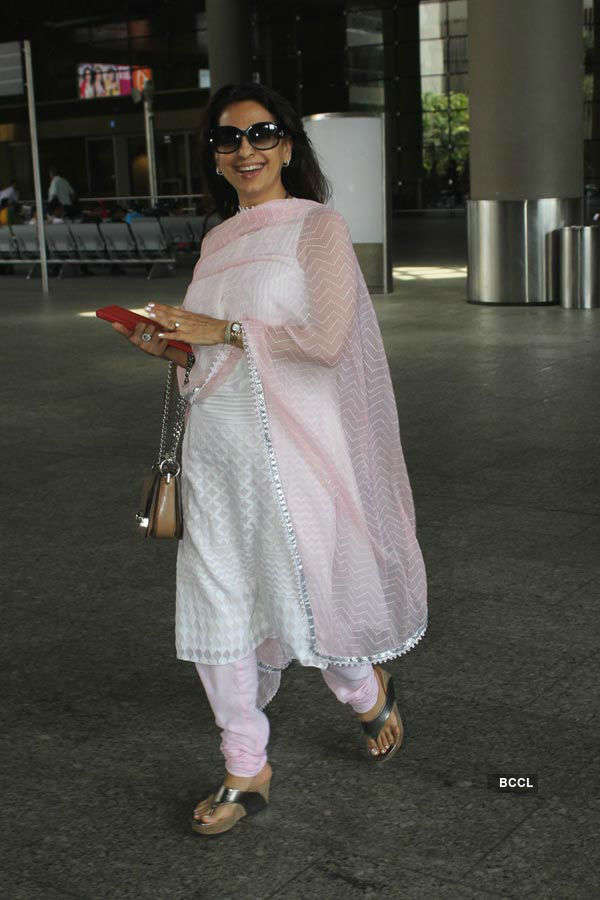 Photos of celebrities at airport