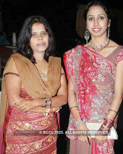 Parul, Devashree Jaiswal