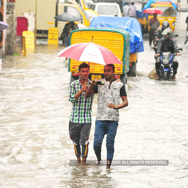 Monsoon hits Kerala
