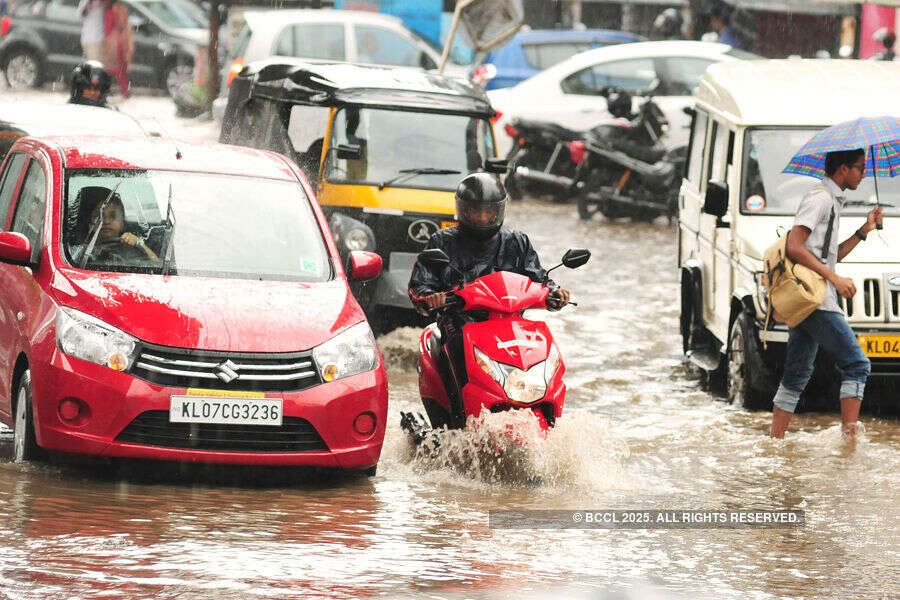 Monsoon hits Kerala