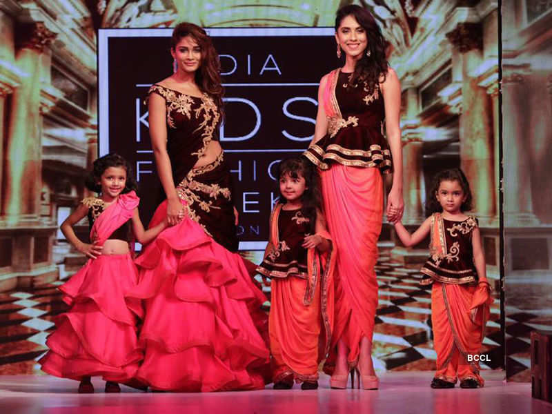 Sushrii Shreya Mishraa sizzled at the India Kids Fashion Week