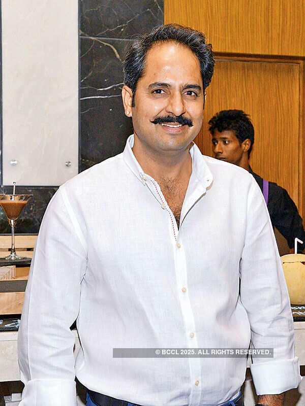 Party @ Connexions Bar