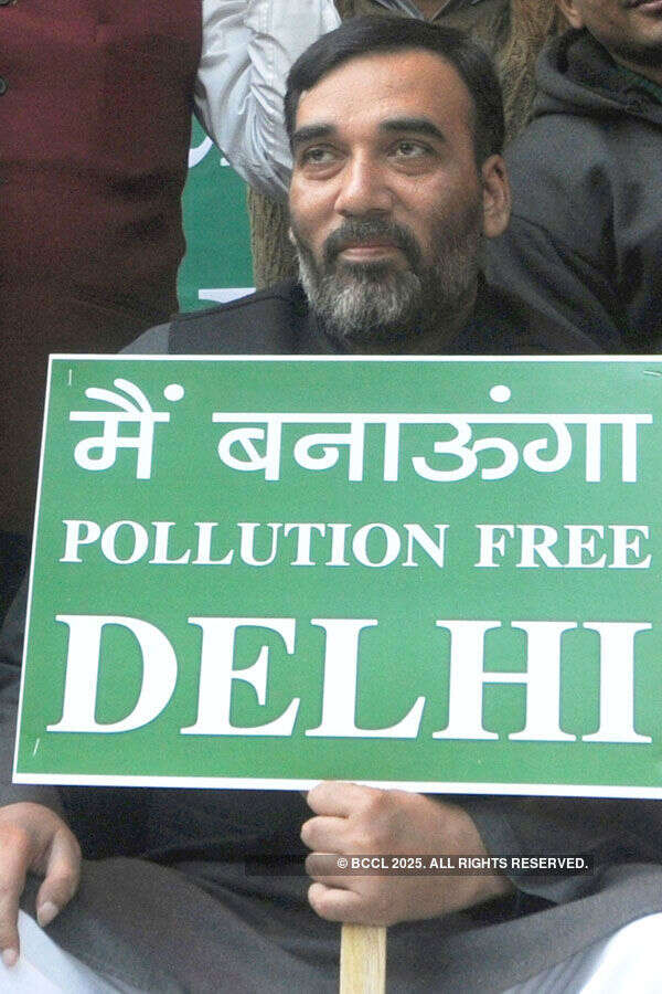 Delhi transport minister resigns