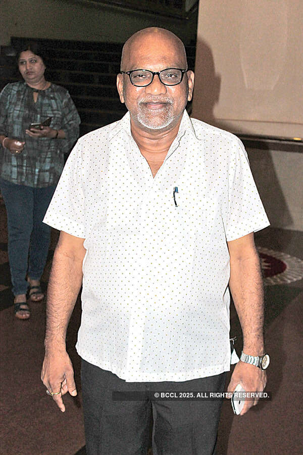 Vyakti Aani Valli: A Play