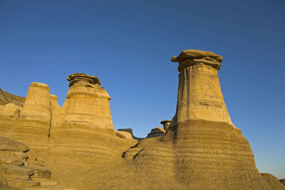 Drumheller: Get the Detail of Drumheller on Times of India Travel