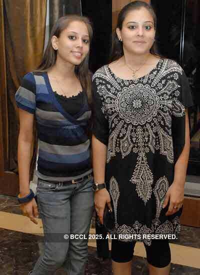 Reshmi and Ayushi Dakhne