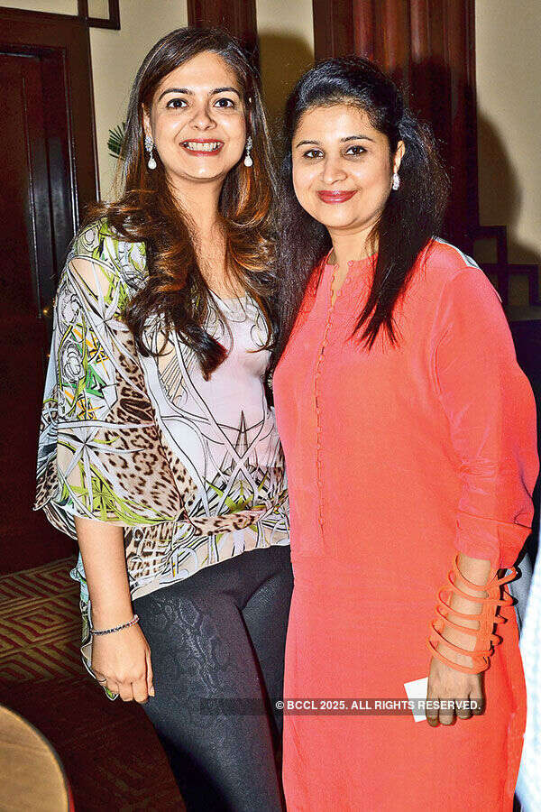 Bonding over luncheon