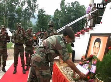 Army, civilians pay tribute to Major Rohit Sharma on 18th death anniversary