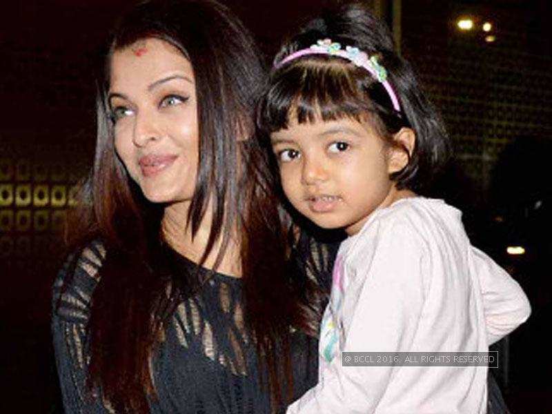Aishwarya Rai And Daughter Aaradhya Are The Cutest Pair