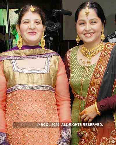 Dimple Makkar, Rinku Alagh