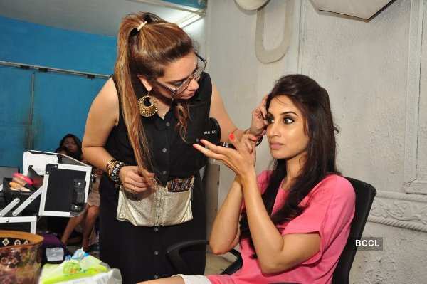 Monsoon make-up at PAM’s salon