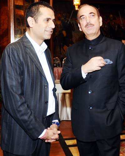Navneet Kalra And Ghulam Nabi Azad At A Dinner Party To Honour Mauritius President At Hotel Ashok On November 30 2009 Photogallery