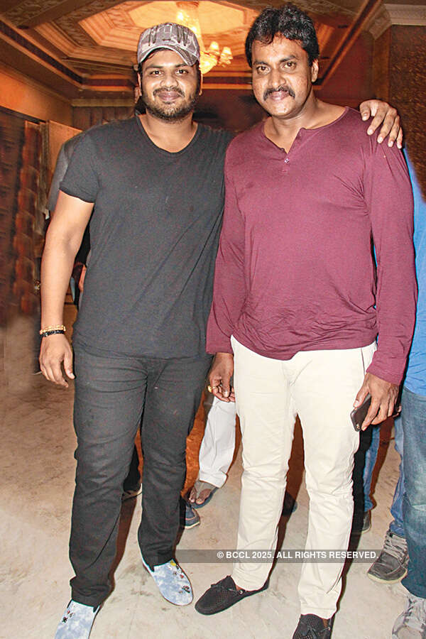 Celebs attend Iftar party