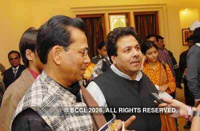 Ashok Chakradhar, Rajiv Shukla