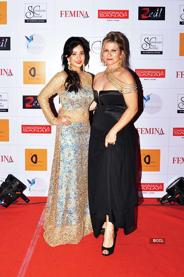 Celebs attend fashion show