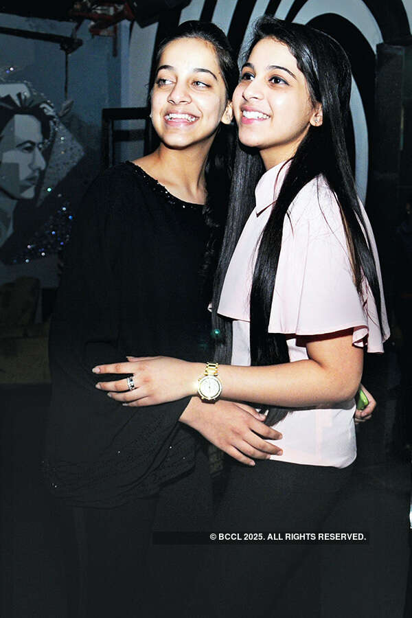 Party @ World Art Dining