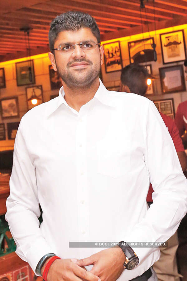 Party @ Vapour Bar Exchange