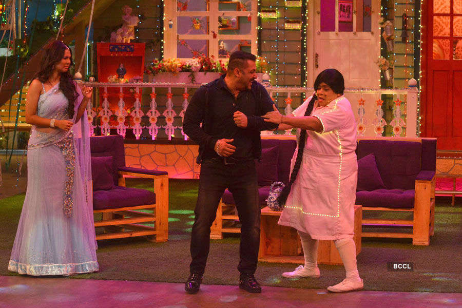 SRK promotes Raees on The Kapil Sharma Show