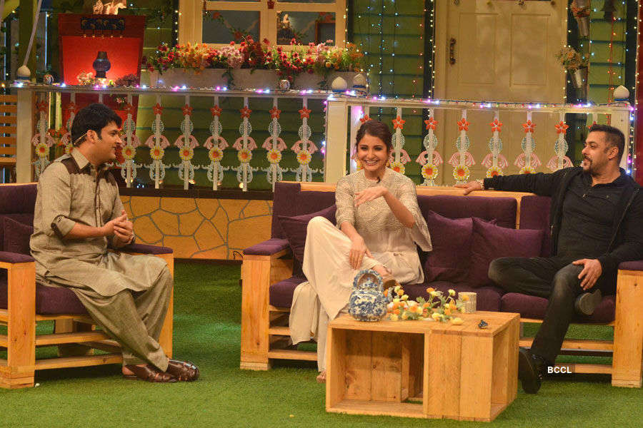 SRK promotes Raees on The Kapil Sharma Show