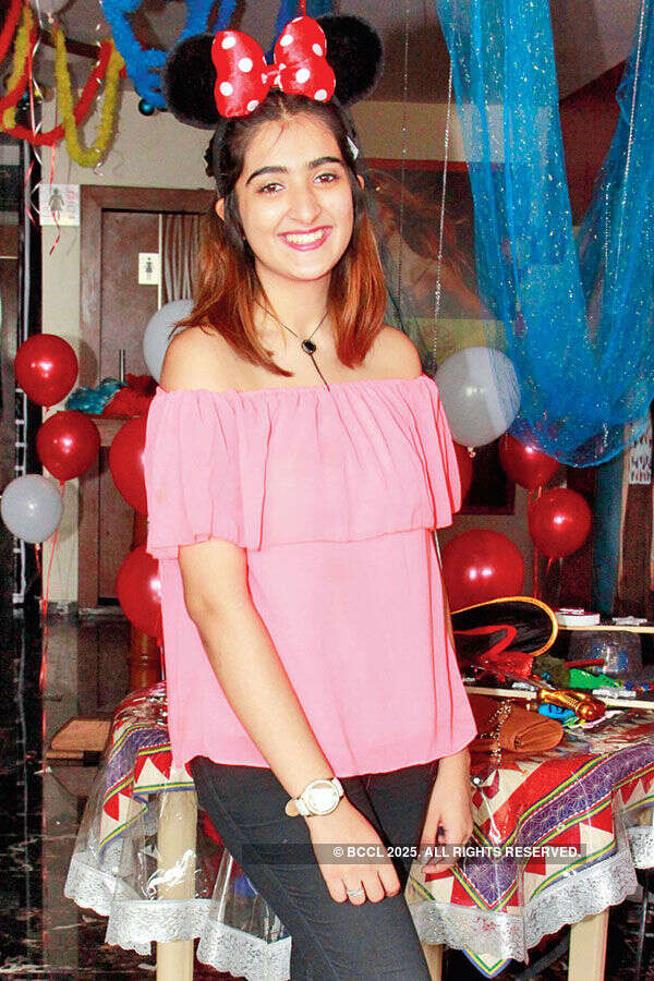 Viddi's 16th B'day party