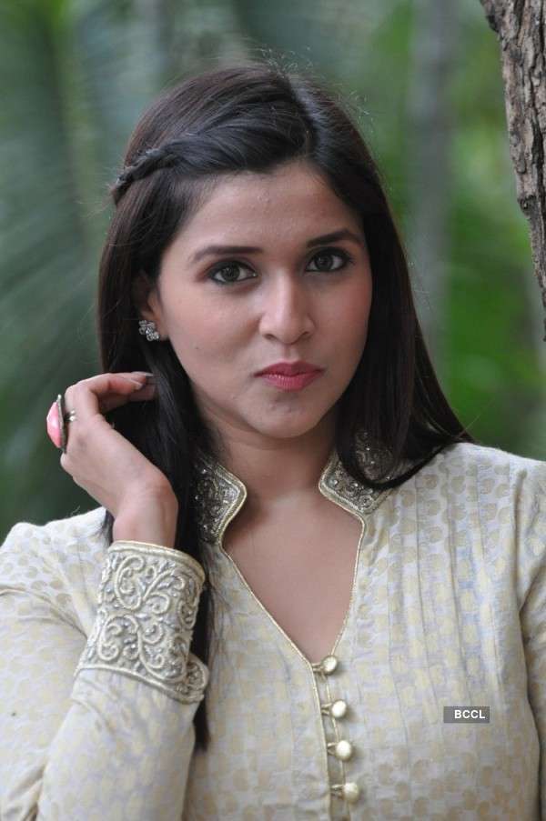 Mannara Chopra