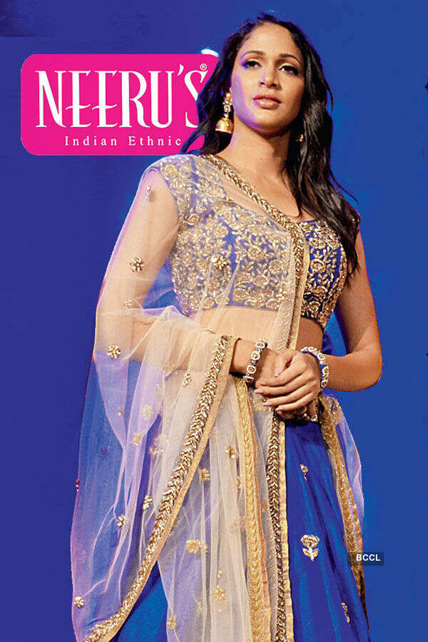 Miss Neeru&rsquo;s America 2016