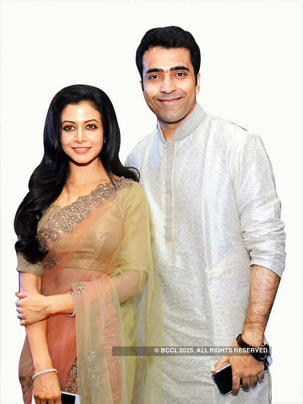 Srabanti ties the knot with Krishan