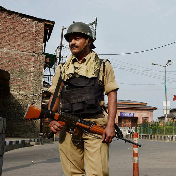 Curfew, shutdown continues in Kashmir