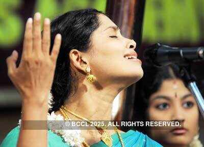 Nithyasree Mahadevan pics