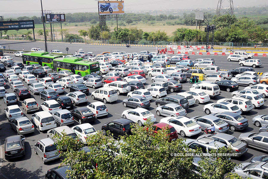 Diesel vehicles over 10 yrs banned in Delhi: NGT