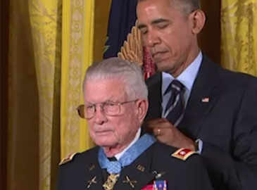 Barack Obama awards Medal of Honor to Vietnam War veteran