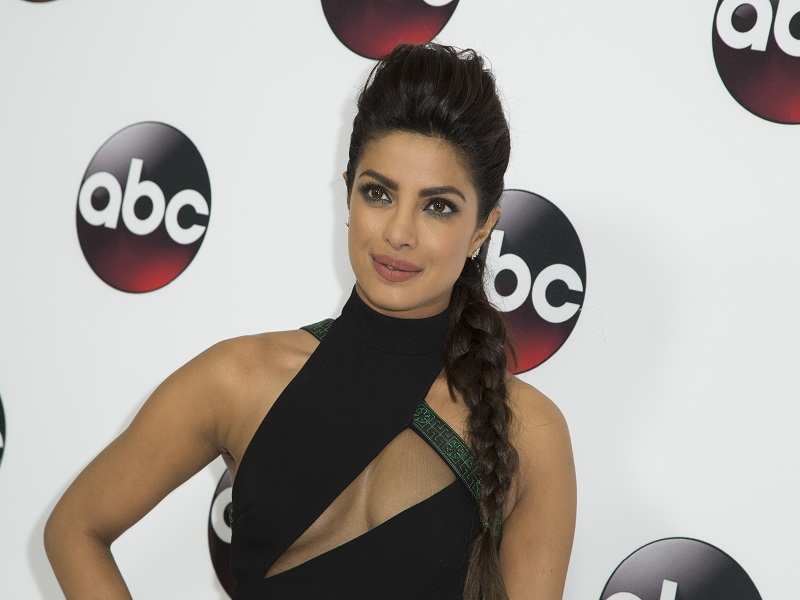 Priyanka Chopra to have solo posters for 'Quantico 2' and 'Baywatch'?