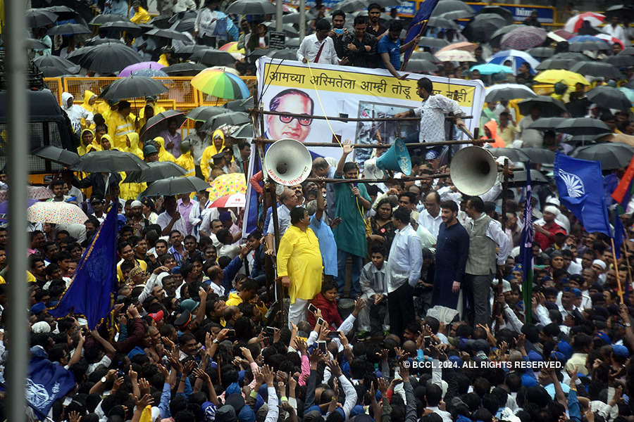 Massive Dalit Protest in Mumbai
