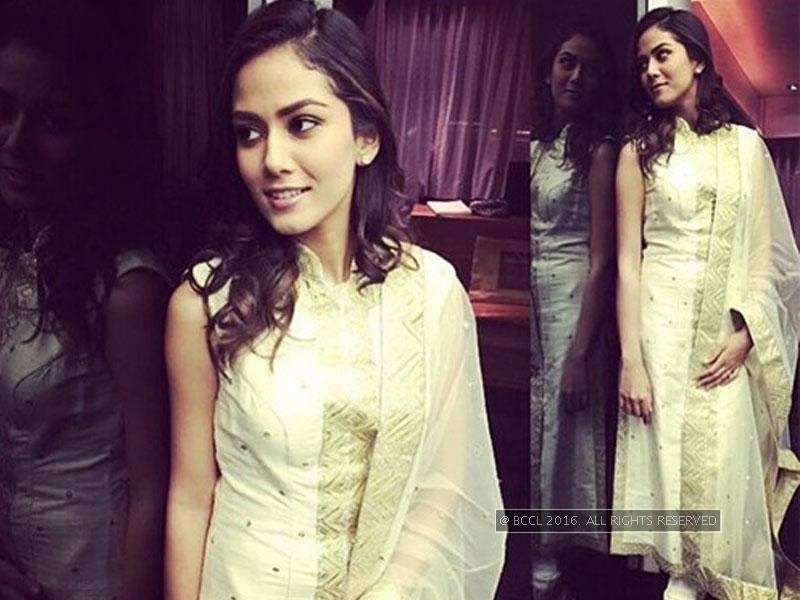 Watch Viral Video Of Mira Rajput Video Calling Her Sister