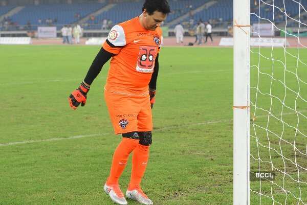 Celebs and MPs play for a cause