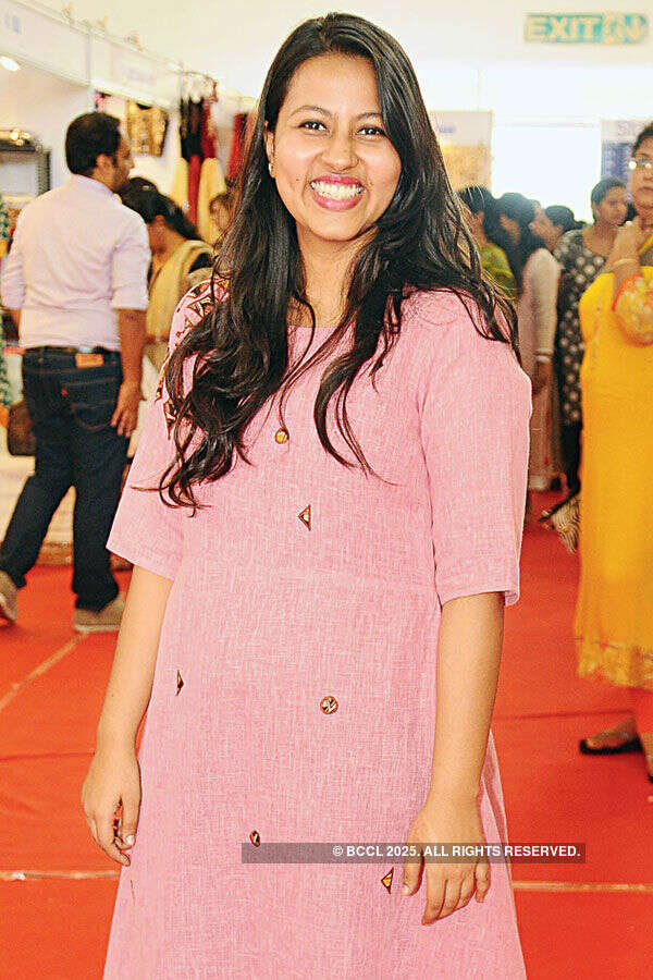 Socialities at fashion soiree